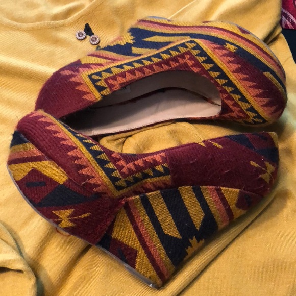 Steve Madden wedged shoes - Picture 1 of 5